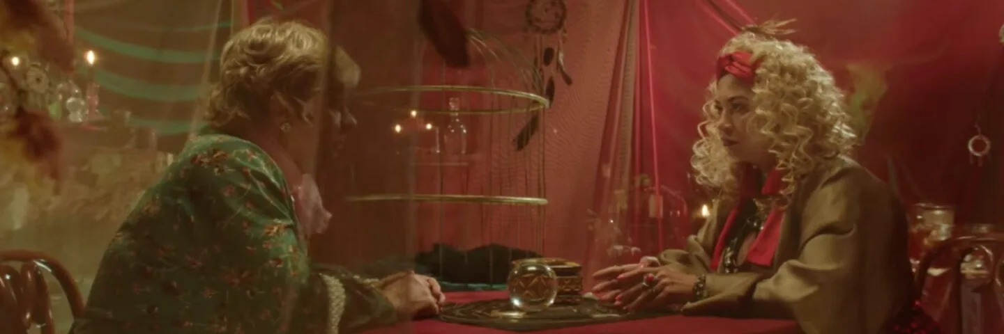 Кадр из 10 серии 1 сезона