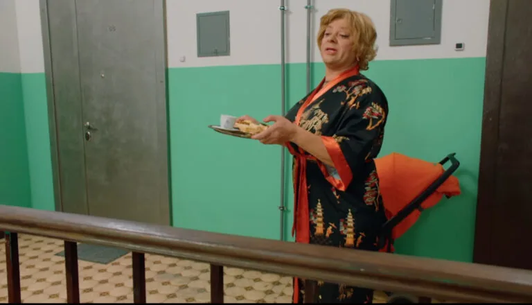 Картинка к «2 сезон 1 серия»